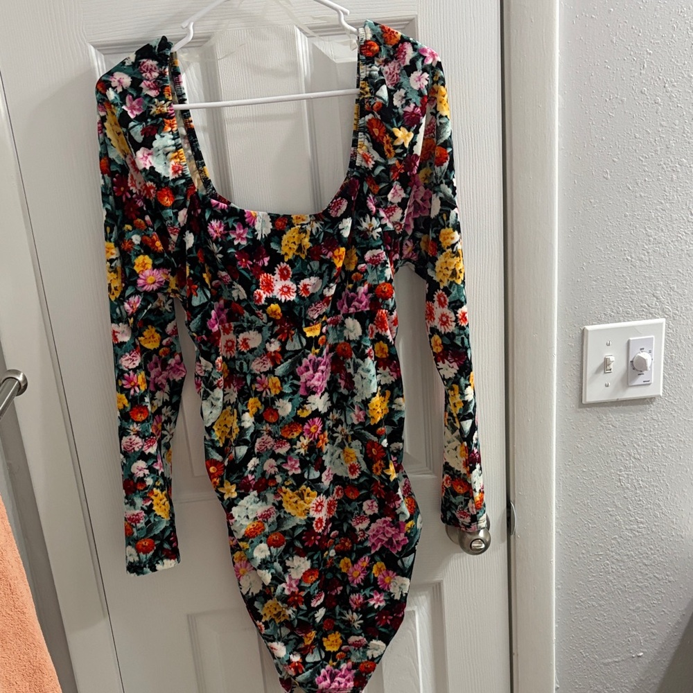 Eyeshadow Multicolor Floral Long Sleeve Dress